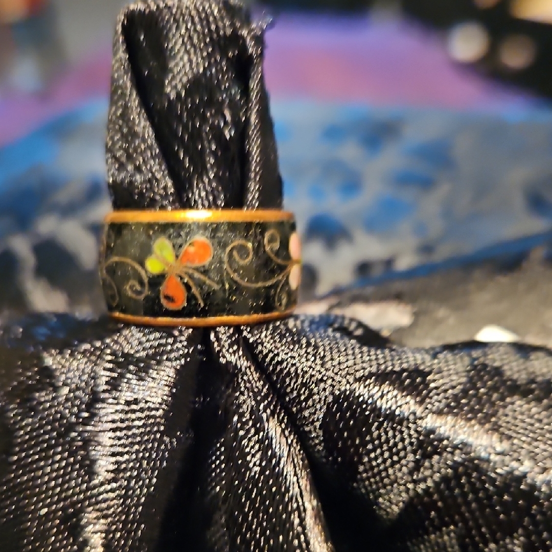 Vintage Floral Ring. Sz 7